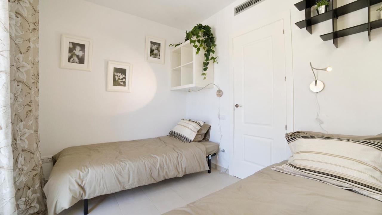 Apartament Tranquil Duplex In Sitges, Barcelona,Sea Views, Parking, Terrace Zewnętrze zdjęcie